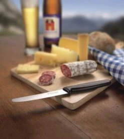 Victorinox Swiss Classic Tafelmessenset - 11cm - 3-delig - Zwart - Gekarteld - RVS En Kunststof 10 Victorinox Swiss Classic Tafelmessenset - 11cm - 3-delig - Zwart - Gekarteld - RVS En Kunststof -Home-Keuken 1075x1200 1