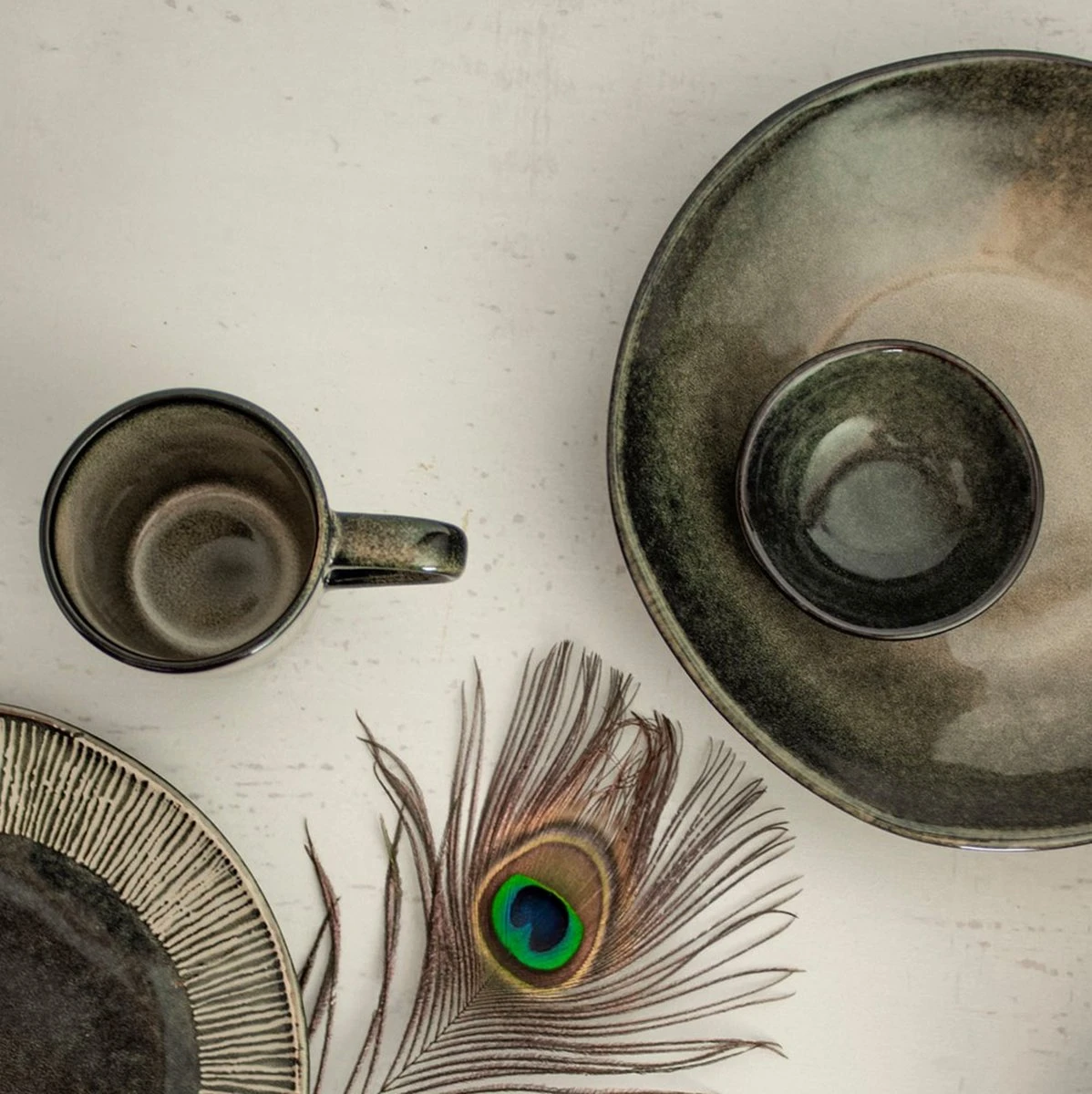 Dutch Rose Organic - Dutch Rose Set 36 Delig Servies Groen 6 Dutch Rose Organic - Dutch Rose Set 36 Delig Servies Groen - Afbeelding 4