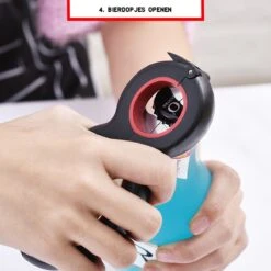 Multifunctionele Opener - 6-in-1 Keuken Hulp - Ouderen Opener - Fles Opener - Bier Opener - Pot Opener - Zak Opener - Veiligheidszegels Verwijderen - Doppen Losdraaien - Allesopener - Zwart/Rood -Home-Keuken 1200x1200 1107