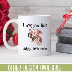 Harry Potter Dobby Mok - Harry Potter - Cadeau Voor Vrouw - Koffiemok - Grappige Cadeaus - Cadeau Voor Man - Kado Man - Kado Vrouw - Valentijn Cadeautje Voor Haar - Mokken En Bekers - Verjaardag Cadeau - Koffiekopjes - Mok Met Tekst -Home-Keuken 1200x1200 1345
