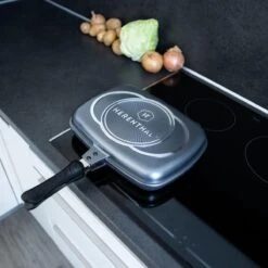 Herenthal Dubbele Grillpan - Ø 28 Cm - Koekenpan - Keramische Pan - Marmeren Coating Met Antiaanbaklaag - PFAS & PFOA Vrij - Pan - Grill - Vermindert Geur, Rook En Oliespatten - Zilver -Home-Keuken 1200x1200 334