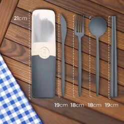 LDGoods Reisbestek Bestekset 5-delig Blauw - Meeneembestek - Meal Prep Bakjes Bestek - Kampeer Servies - Bestek To Go - Duurzaam Materiaal 11 LDGoods Reisbestek Bestekset 5-delig Blauw - Meeneembestek - Meal Prep Bakjes Bestek - Kampeer Servies - Bestek To Go - Duurzaam Materiaal -Home-Keuken 1200x1200 675