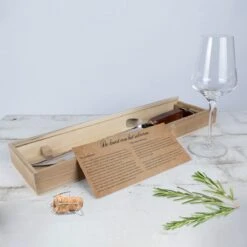 Dymund® Sabreer Sabel - RVS - Professioneel Champagnesabel - Incl. Bewaardoos - 44,5 Cm 15 Dymund® Sabreer Sabel - RVS - Professioneel Champagnesabel - Incl. Bewaardoos - 44,5 Cm -Home-Keuken 1200x1200 706