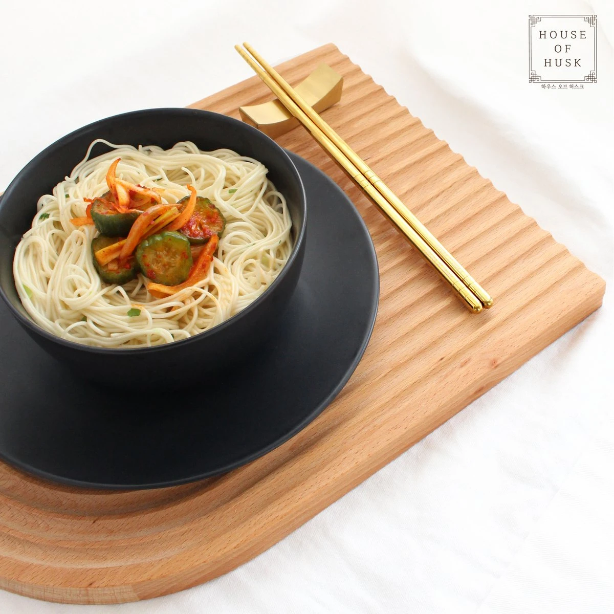 House Of Husk Chopsticks Set - Koreaanse Eetstokjes - Vaatwasserbestendig - RVS - 5 Paar - Goud 6 House Of Husk Chopsticks Set - Koreaanse Eetstokjes - Vaatwasserbestendig - RVS - 5 Paar - Goud - Afbeelding 4