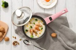 Swiss Pro+ | Set 14 Delige Pannenset | Inductie - Pannensets - Glazen Deksel - Met Afneembare Handgreep - Marmeren Interieur -PFAS-vrij | Pink -Home-Keuken 1200x799 33