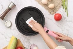 Swiss Pro+ | Set 14 Delige Pannenset | Inductie - Pannensets - Glazen Deksel - Met Afneembare Handgreep - Marmeren Interieur -PFAS-vrij | Pink -Home-Keuken 1200x799 34