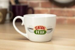 Friends Central Perk Cappuccino Mok 17 Friends Central Perk Cappuccino Mok -Home-Keuken 1200x800 137