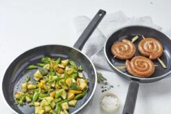 Demeyere Alu Comfort 3 Koekenpan – Keramische Antikleeflaag – Koekenpan Inductie – Ceraforce (PTFE-vrij) - Pannen Set 24 Cm + 28 Cm 12 Demeyere Alu Comfort 3 Koekenpan – Keramische Antikleeflaag – Koekenpan Inductie – Ceraforce (PTFE-vrij) - Pannen Set 24 Cm + 28 Cm -Home-Keuken 1200x800 28