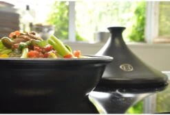 Emile Henry Tajine - Ø32 Cm - Fusain -Home-Keuken 1200x814 1