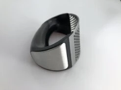 Merkloos Knoflook En Gember Pers - RVS - Vaatwasserbestendig - Handpers 17 Merkloos Knoflook En Gember Pers - RVS - Vaatwasserbestendig - Handpers -Home-Keuken 1200x899 14