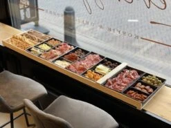 Sjoelbak - Borrelsjoelbak - Hapjesplank - Borrelplank - Mini Sjoelbak 120 Cm Met Zwarte Bakjes - Kleine Sjoelbakken 10 Sjoelbak - Borrelsjoelbak - Hapjesplank - Borrelplank - Mini Sjoelbak 120 Cm Met Zwarte Bakjes - Kleine Sjoelbakken -Home-Keuken 1200x899 30