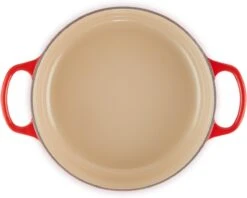 Le Creuset - Gietijzeren - Lage Braadpan - 24cm - Kersenrood -Home-Keuken 1200x963 1