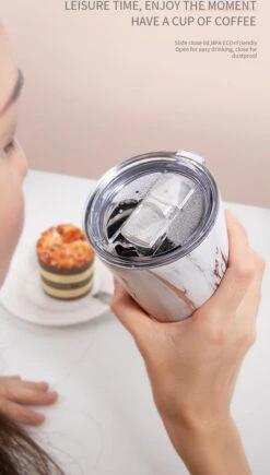 DRINKONLOVE - SHAKEY GOLD - Drinkbeker Met Rietje - RVS - 480 Ml 15 DRINKONLOVE - SHAKEY GOLD - Drinkbeker Met Rietje - RVS - 480 Ml -Home-Keuken 681x1200