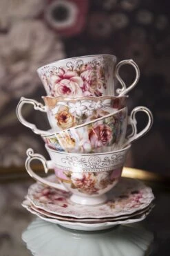 Clayre & Eef Kop En Schotel 200 Ml Roze Wit Porselein Rond Bloemen Servies Cadeau Voor Haar Cappuccino -Home-Keuken 801x1200 11